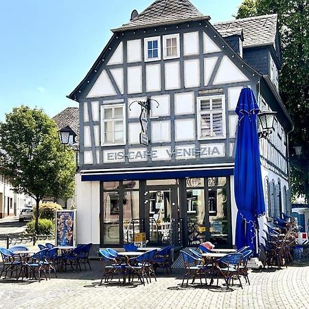 Tiny Apartment With Spacious Terrace On The Rhine Нойвид Экстерьер фото