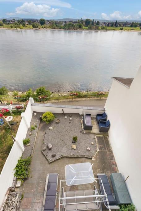 Tiny Apartment With Spacious Terrace On The Rhine Нойвид Экстерьер фото